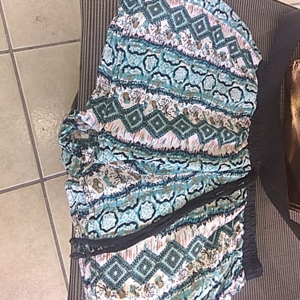 Cheeky pattern shorts